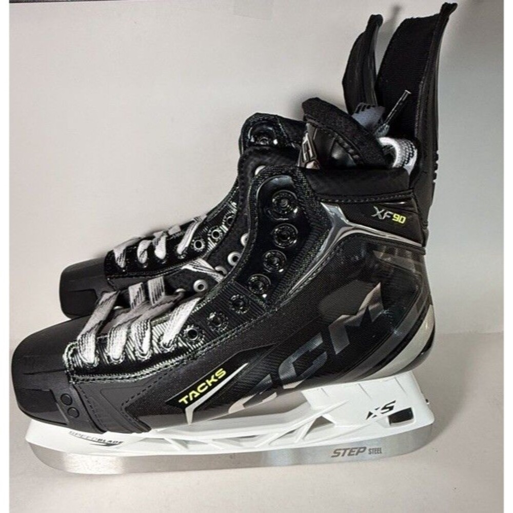 CCM Tracks XF 90 SR Regular Hockey Skates 5489884 - Size 9 -Speed Blade XS- NiB